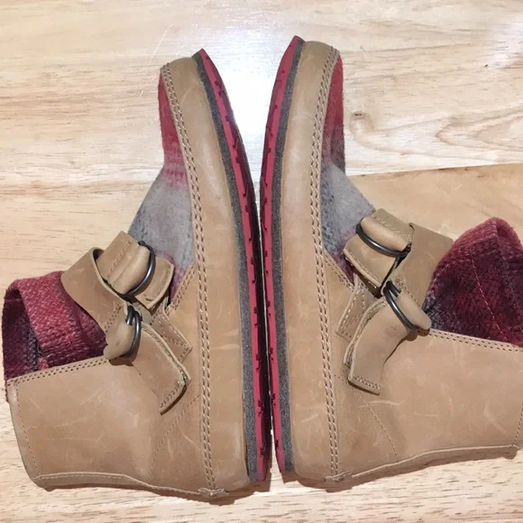Sorel Yaquina II Boots Red Plaid Wool Size 6.5 - Picture 11 of 11